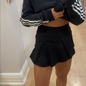 Cute black Zara skirt